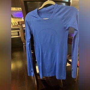 Lulu lemon swiftly tech long sleeve